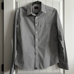 Untuckit Striped Slim Fit Button Down